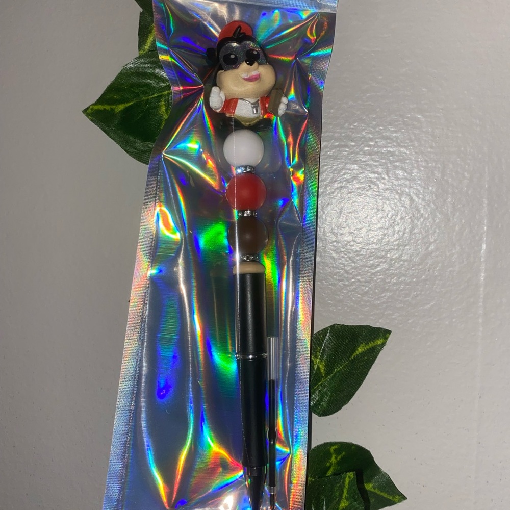 Doorable Pen